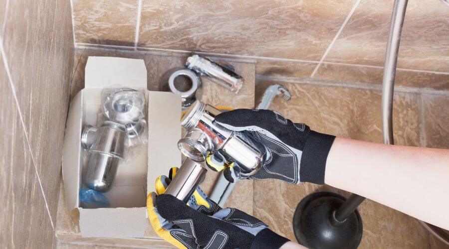 Professional gutter cleaning in Carpinteria, CA